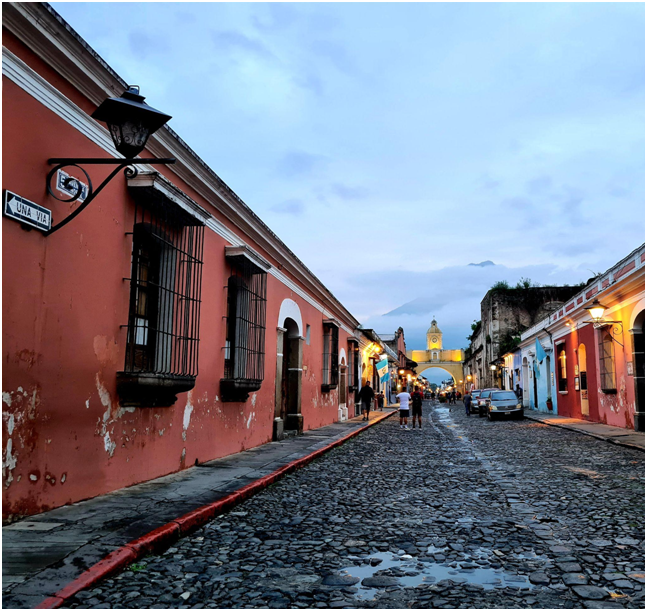 Antigua Guatemala ©Ajkame